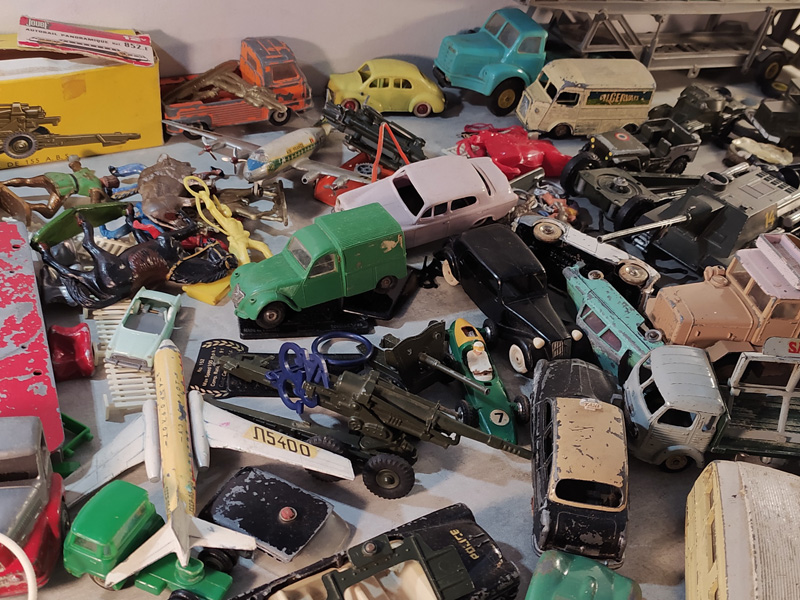 Rachat objets collection Gard